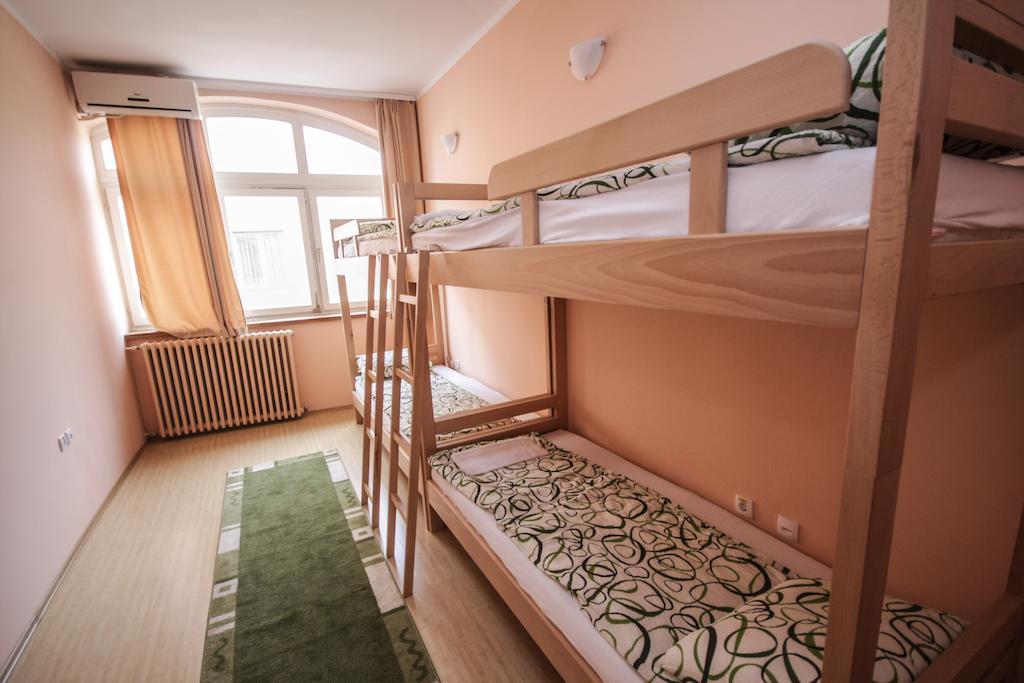 Terasa Hostel Novi Sad Bilik gambar